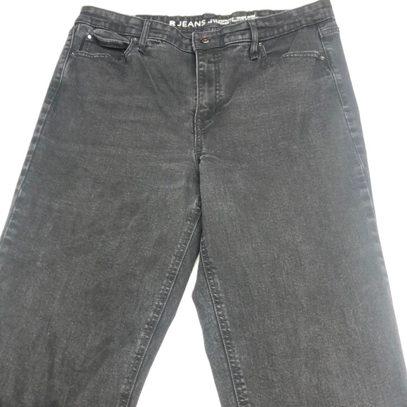 LIKE NEW R JEANS BLACKWASH THE VINTAGE HIGH-RISE STRAIGHT JEANS 32x30 ⭐️ - Picture 5 of 11